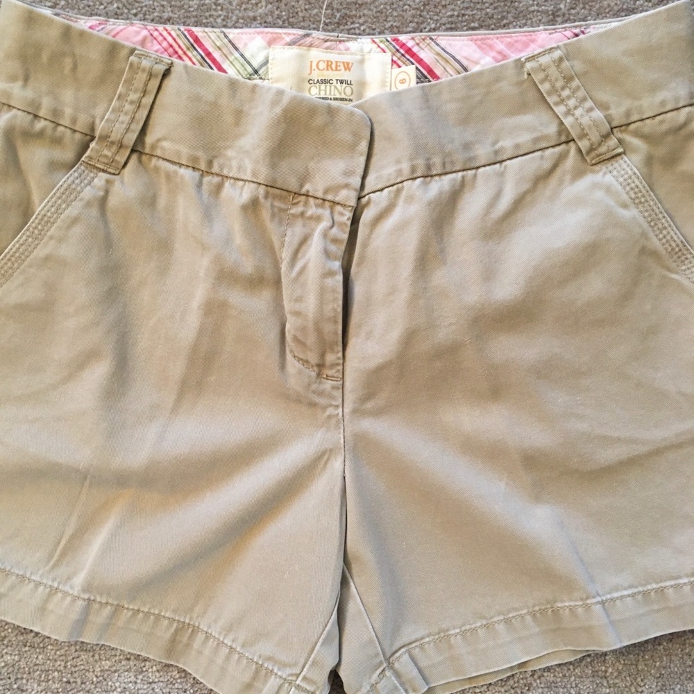 J Crew women’s khaki classic twill chino shorts